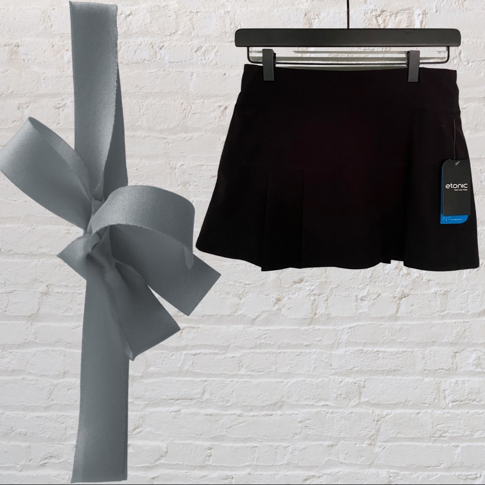 Black NWT XS Tennis Skirt